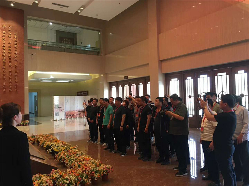 《第532期》黑龍江省安達(dá)市基層黨總支書記“蘭考脫貧攻堅(jiān)考察團(tuán)”培訓(xùn)班