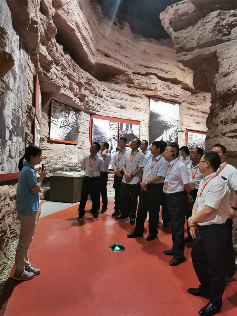 04ec5bcf003ca9314edccc6be78f71e